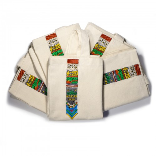 Сумка с узорной вышивкой MASTER SEED 4:20